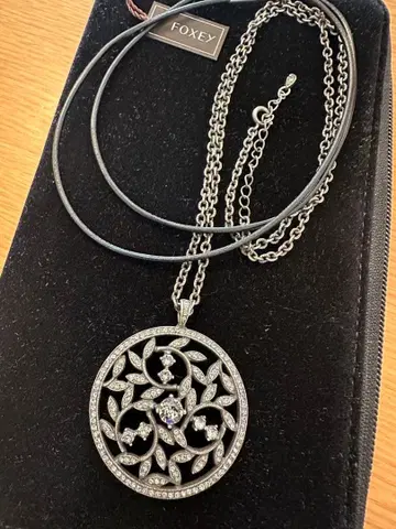 새상품급 폭시 큐빅 목걸이