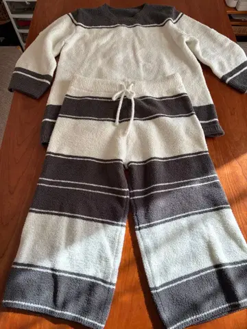 젤라피케 룸웨어 세트