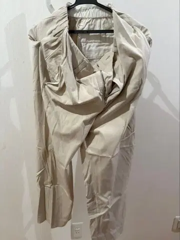 화이트 슬랙스 S 사이즈