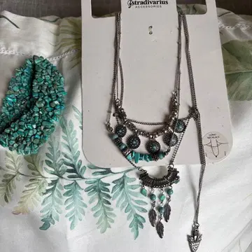 스트라디바리우스 터콰이즈 비즈 롱 목걸이