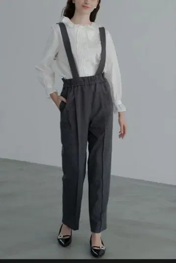 OHGA 오가 서스펜더 팬츠 그레이