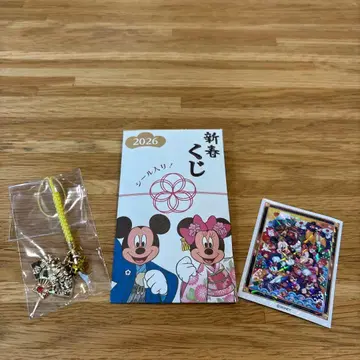 디즈니 스토어 2026년 신춘 복권 스트랩 시크릿 미키