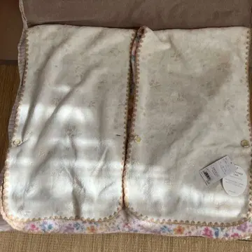 새상품 애프터눈 티 포일 플라워 케이프