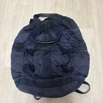 UNITED ARROWS 유나이티드 애로우즈 네이비 퀼팅 백팩