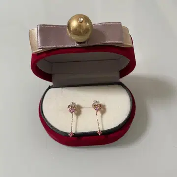 [ Samantha Thavasa ] 하트형 핑크 스톤 체인 귀걸이