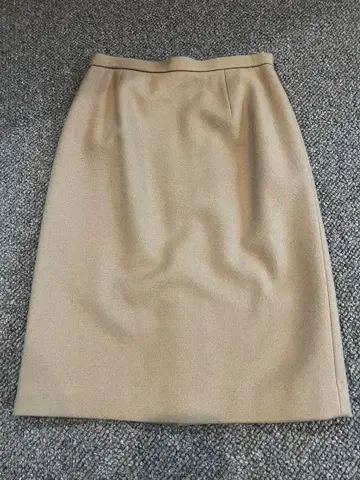 투모로우랜드 울 스커트