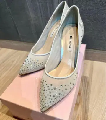 [ 새상품급 ] DIANA 펌프스 웨딩 브라이덜 화이트