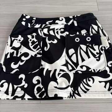 Malama 흑백 디자인 스커트 M 사이즈
