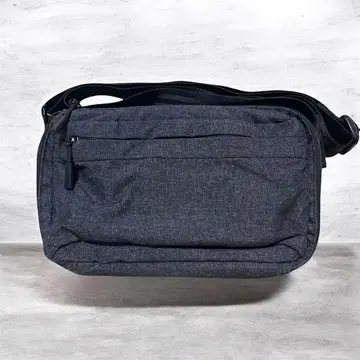 ace 다크 그레이 숄더백 나일론제