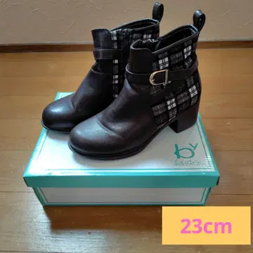 by 키다리 아저씨 숏부츠 23cm