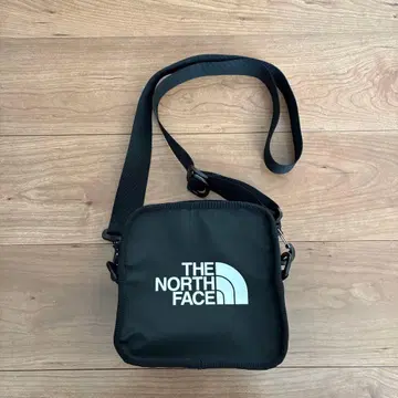 THE NORTH FACE 블랙 숄더백