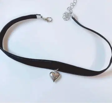 블랙 하트 실버 목걸이