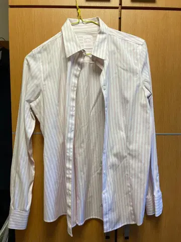 브룩스브라더스 화이트 핑크 스트라이프 긴팔 셔츠 사이즈 4