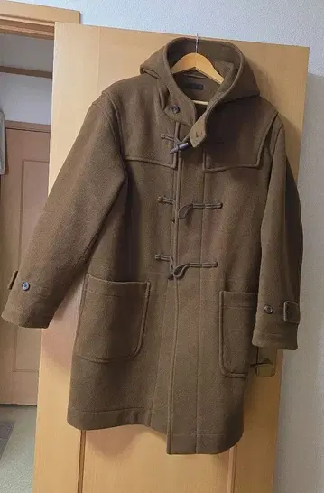 브라운 더플 코트 울