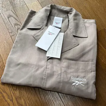 한정판 가격 인하 중 미사용 새상품 리복 남성용 셔츠