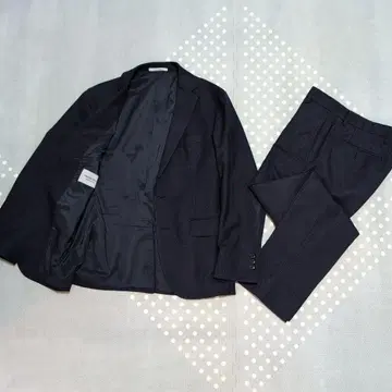 [ 새상품급 ] WORK TRIP OUTFITS 셋업 네이비 XXS