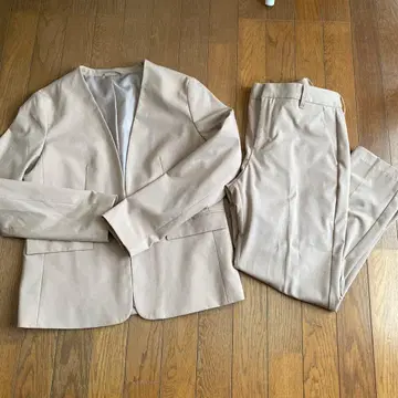 베이지 노카라 팬츠 수트 셋업