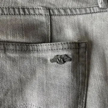 아르마니 익스체인지 청바지