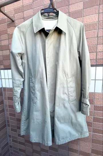 베이지 스텐카라 코트