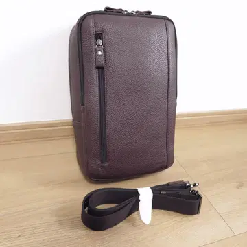 천연 가죽 숄더백 미사용 버건디 계열 가죽 브랜드 미상 샘플