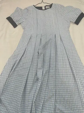 emi+ 허리 턱 드레이프 플레어 원피스