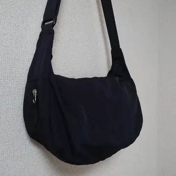 [ 이아 파피요네 ] 바나나 숄더백