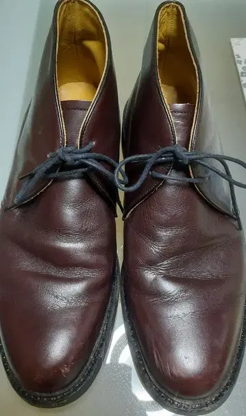 REGAL 다크 브라운 가죽 레이스업 부츠