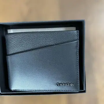 Calvin Klein RFID 이단 접이식 지갑 블랙