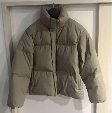 유니클로U 패디드 볼륨 자켓 다운 새상품급 내추럴 L