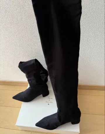 [ 새상품 ] 트루 바이 마리코 오이카와 니하이 부츠 블랙 사이즈 36