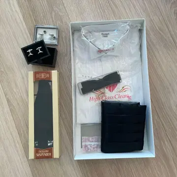 화이트 셔츠 블랙 서스펜더 커프스 세트