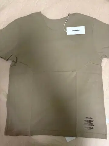 베이지 M 사이즈 T셔츠 RW20A0643