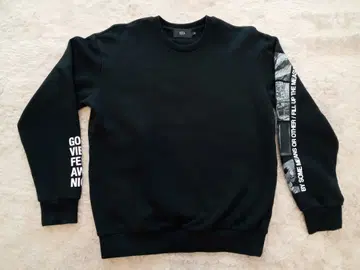 AZUL 블랙 맨투맨