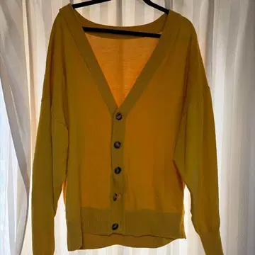 머스타드 V넥 오버 사이즈 가디건