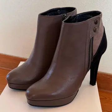 pinky&dianne 앵클부츠 하이힐 새상품급