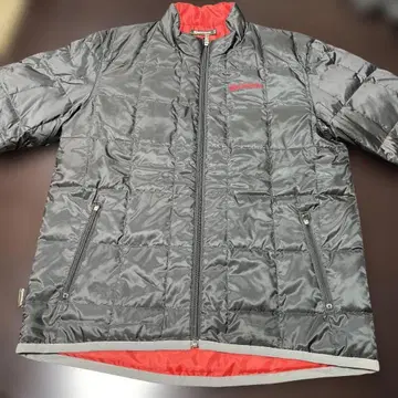 TaylorMade 다운 자켓 사이즈 O 블랙/레드