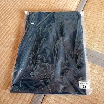 블랙 슬랙스 82와 오렌지 피케 셔츠 L 세트