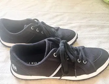 어드미럴 스니커즈