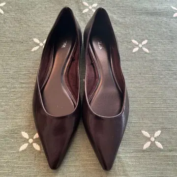 미사용 새상품 ZARA 포인티드 플랫슈즈 36