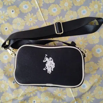 블랙 캔버스 숄더백