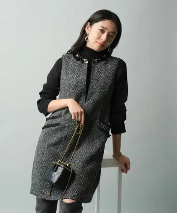 JUSGLITTY 비쥬넥 트위드 점프스커트