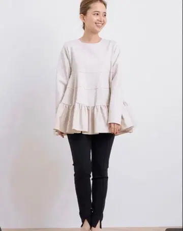 [ 미사용 새상품 ] yori 누쿠누쿠 프론트 슬릿 레깅스 팬츠