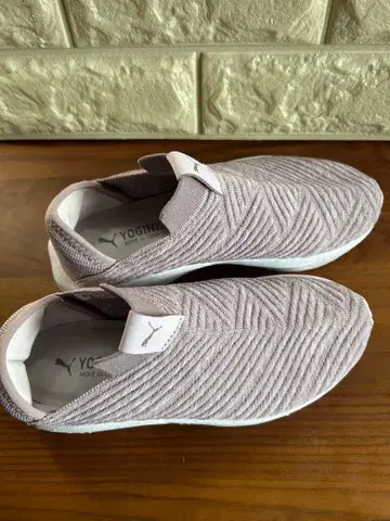 PUMA 푸마 여성용 스니커즈 23.5