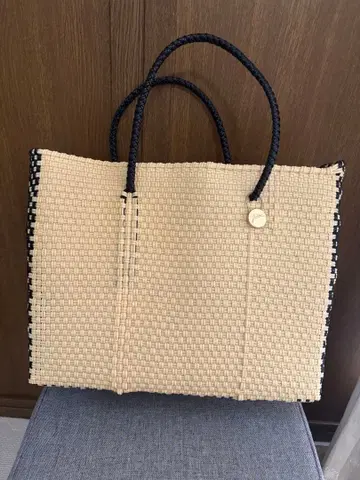 레트라 새상품 메탈 참 포함 XS 메르카도백