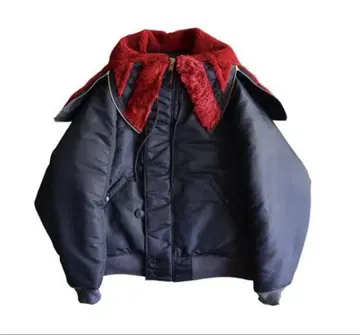 Doublet Petal Mouth Hood Bomber Jacket