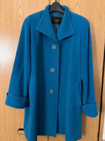 Cremona 버튼 달린 파란 코트