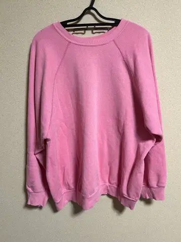 핑크 래글런 슬리브 맨투맨