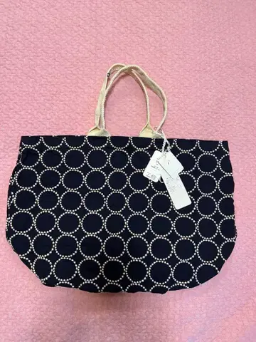 미나 페르호넨 dondon tambourine navy