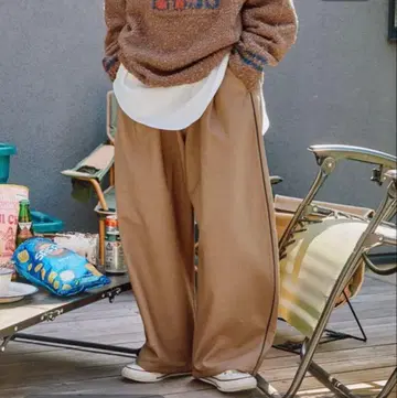 니코앤드 티라 허리 턱 팬츠 M