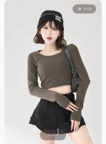 [ 미개봉 새상품 ] Darich 다리치 컷 크롭 탑 C-GRY